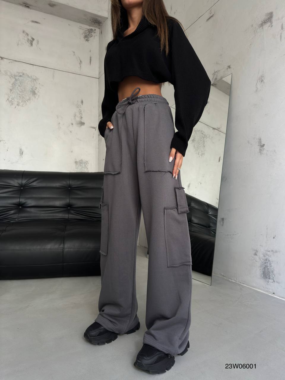 Дамски карго панталон Allti Grey  https://bvseductive.com/products/дамски-карго-панталон-allti-grey  модерен дамски карго панталон в сив цвят модерен дизайн, свободена кройка висока талия,за повече комфорт и стил идеално допълнение към ежедневния Ви гардероб