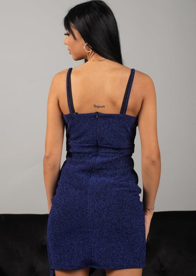 Дамска рокля PARRINA  https://bvseductive.com/products/дамска-рокля-parrina  90 % полиестер 10 % ликра елегантна къса рокля с атрактивен дизайн в турско синьо долната част е с ефектно прихлупване красиво предложение за Вашата визия