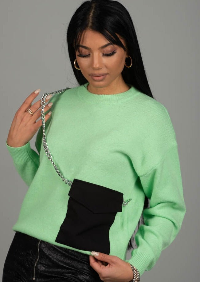 Дамски пуловер ALVIRDA  https://bvseductive.com/products/дамски-пуловер-alvirda-1  48 % акрил 52 % полиестер модерен дамски пуловер в светло зелен цвят&nbsp;&nbsp; с ефектен джоб и синджир позволява лесно да се комбинира идеален избор за всекидневна визия