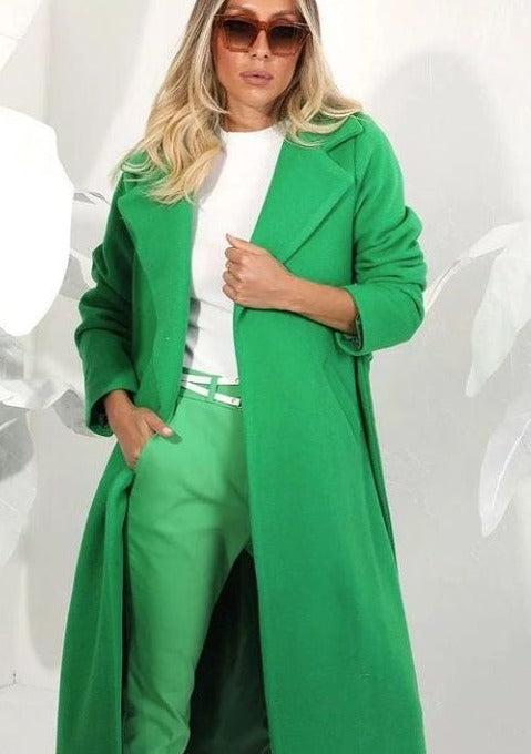 Дамско палто SAVANA  https://bvseductive.com/products/women-s-coats-savana-3  10 % вълна 90 % полиестер елегантно дамско палто миди дължина в зелен цвят удобно и практично за вашето ежедневие