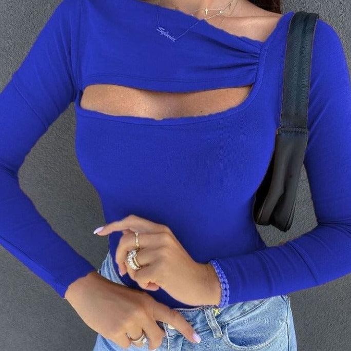 Дамска блуза RONITA  https://bvseductive.com/products/дамска-блуза-ronita  95 % полиестер 5% еластант рипсена блуза&nbsp; в син цвят секси &nbsp;деколте с отвор изчистена и стилна визия